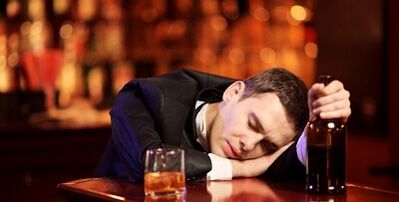 Wirksame Möglichkeiten, um mit dem Trinken von Alkohol aufzuhören